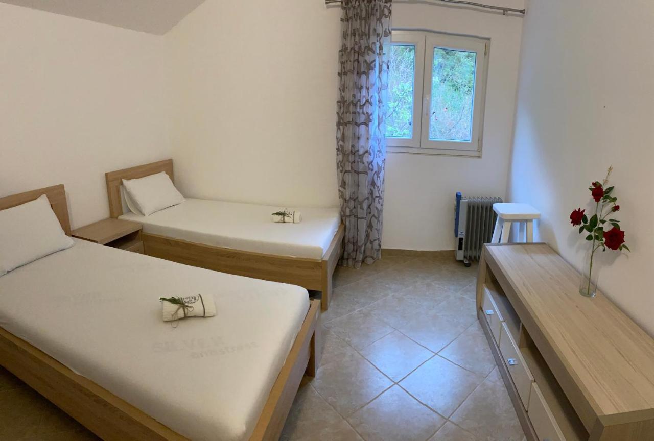 Guest House Pocanic Tivat Exterior foto